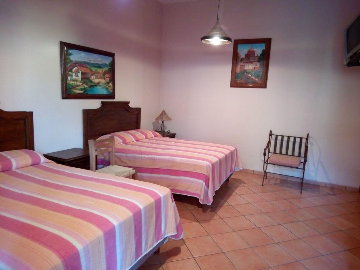 Plaza Del Sol Hotel
